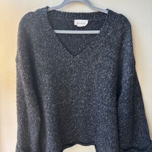 Anthropologie Womens XS V-Neck Knit Slouchy Gray Cuff Sleeve Relaxed Sweater